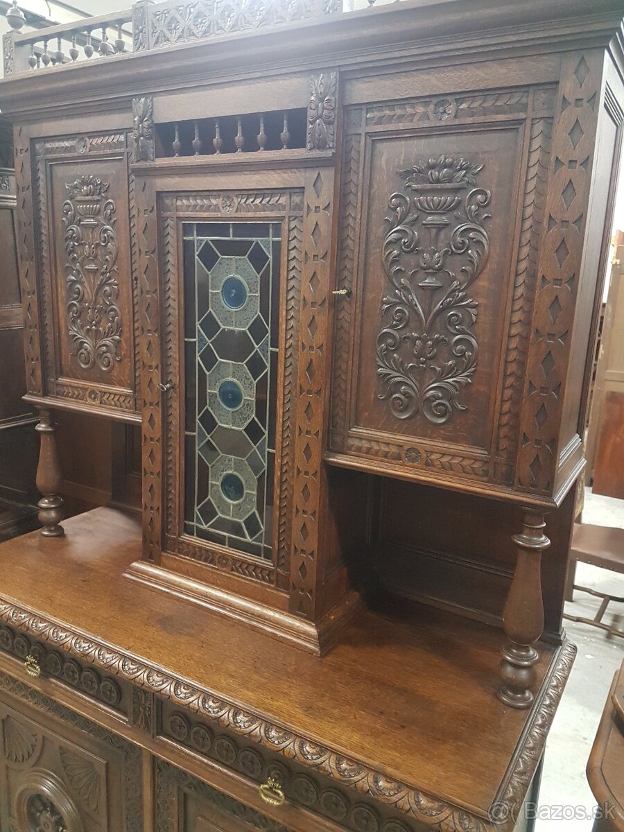 Starožitný nabytok - 2