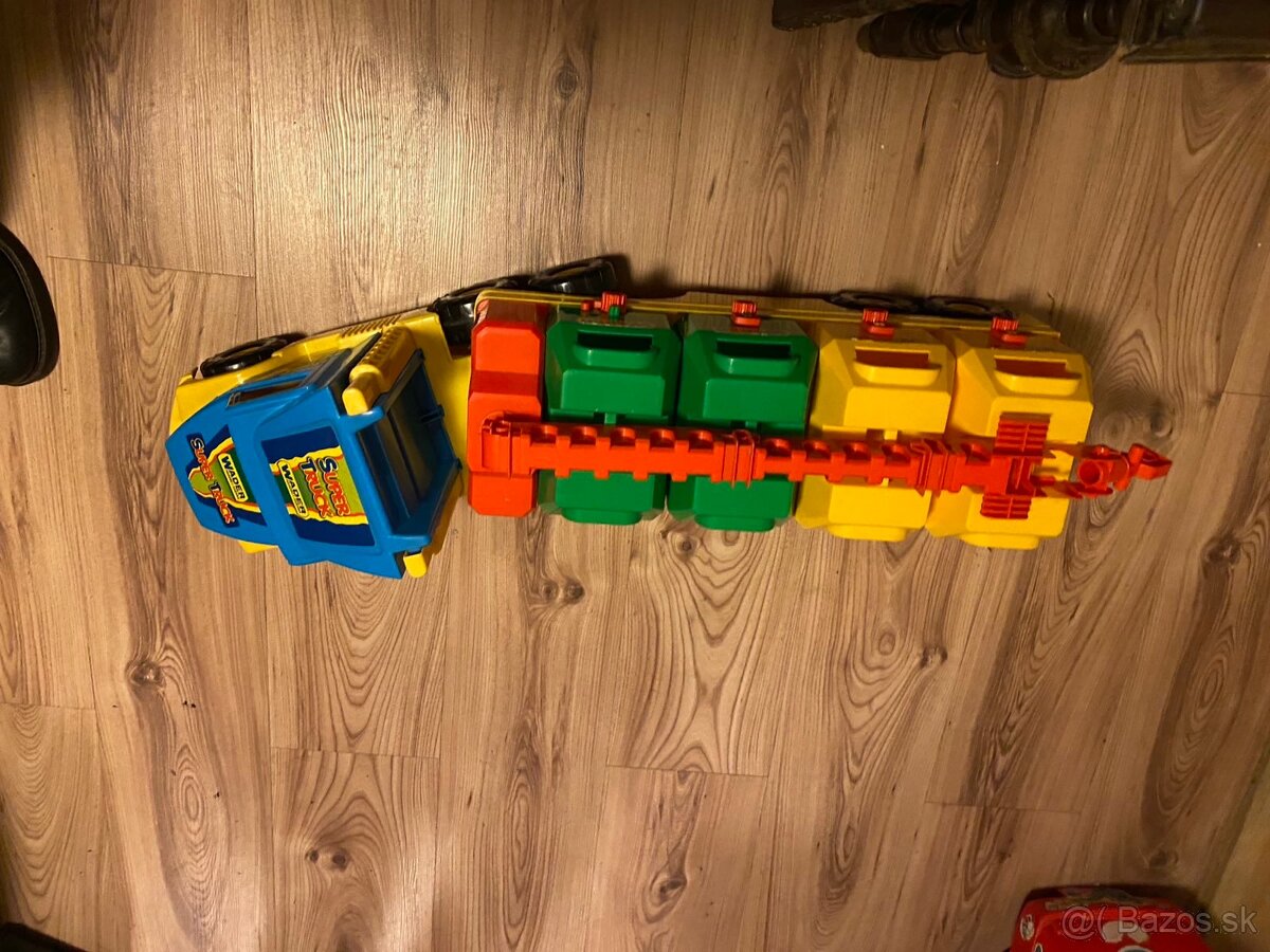 Hračka autíčko🚗🚀 - 2