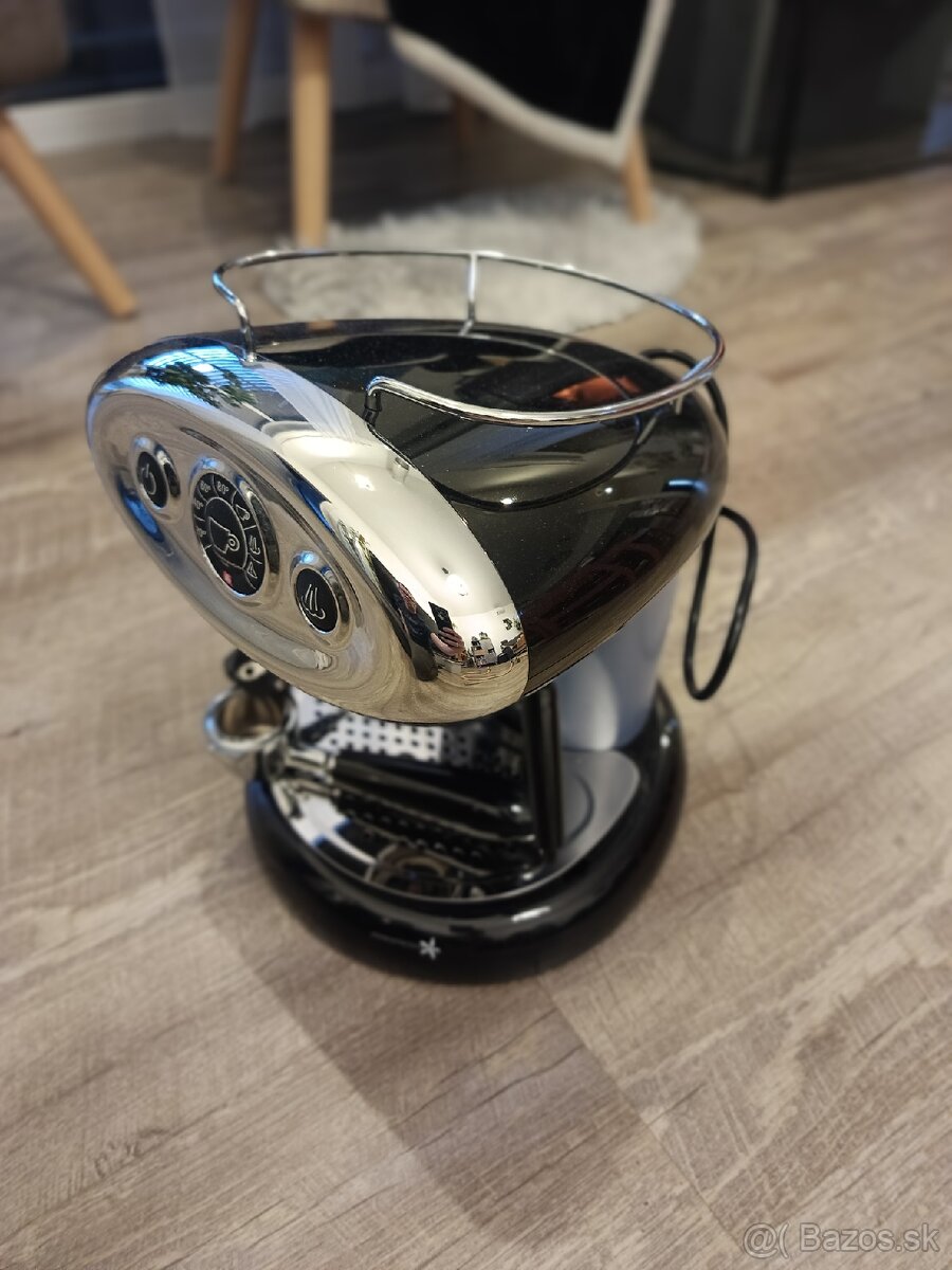 Kávovar ILLY Francis + kapsule zadarmo - 2