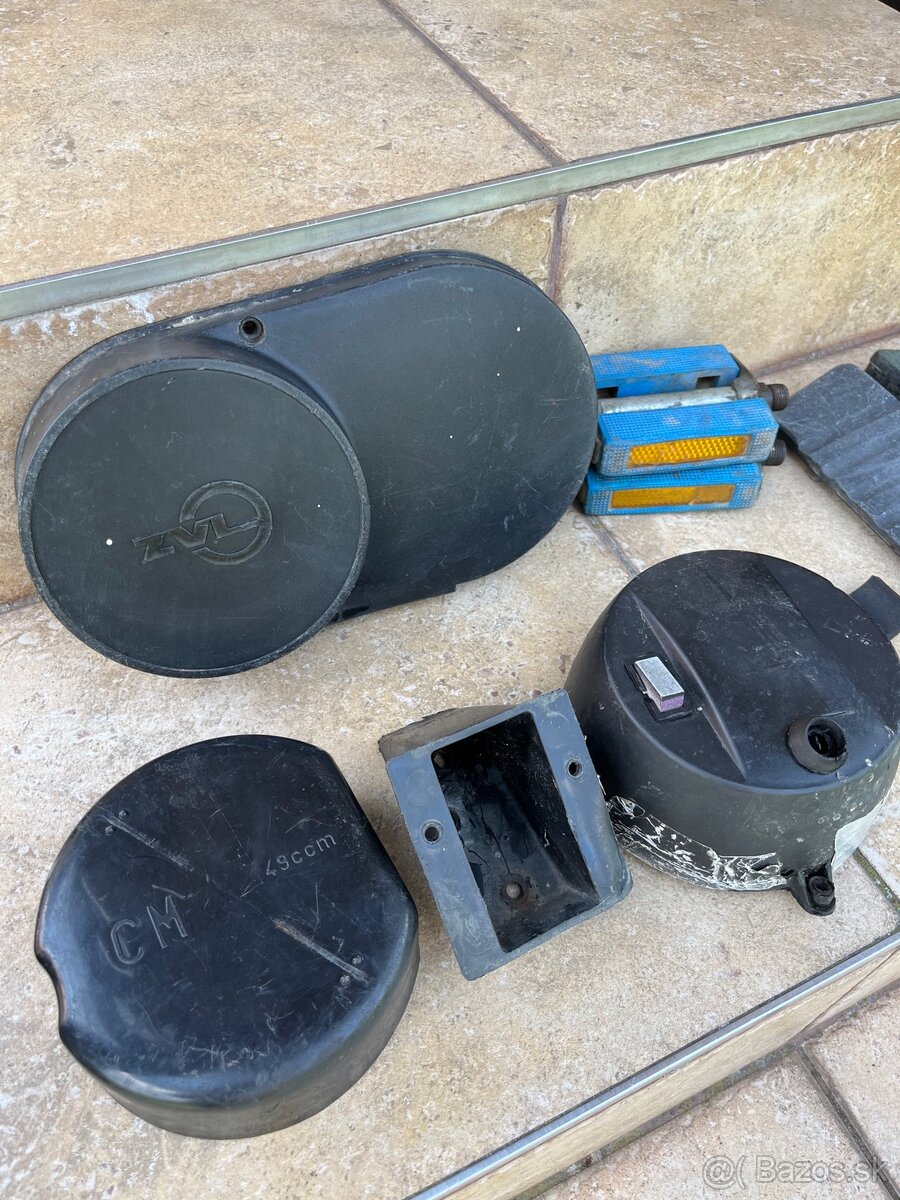 Plasty Babetta 210 - 2
