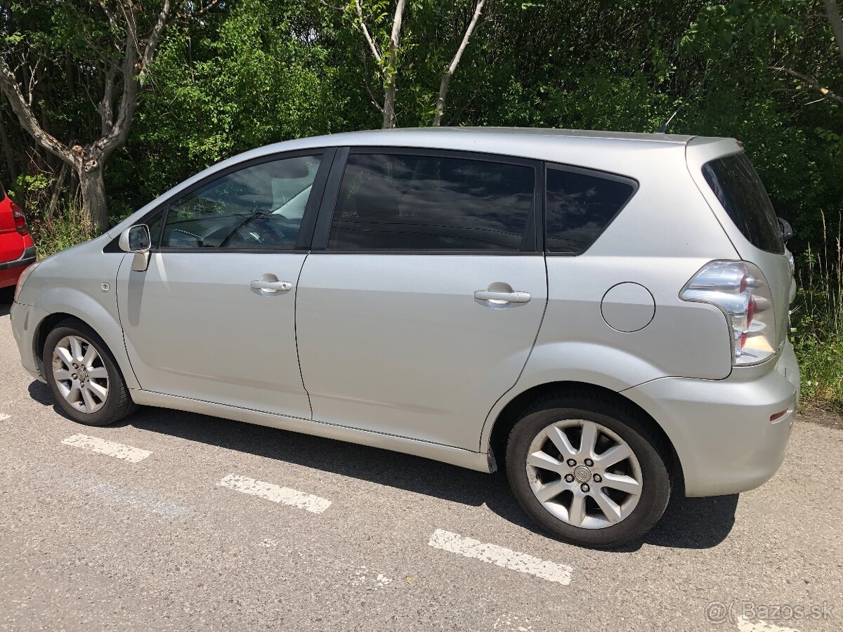 Toyota verso corolla - 2