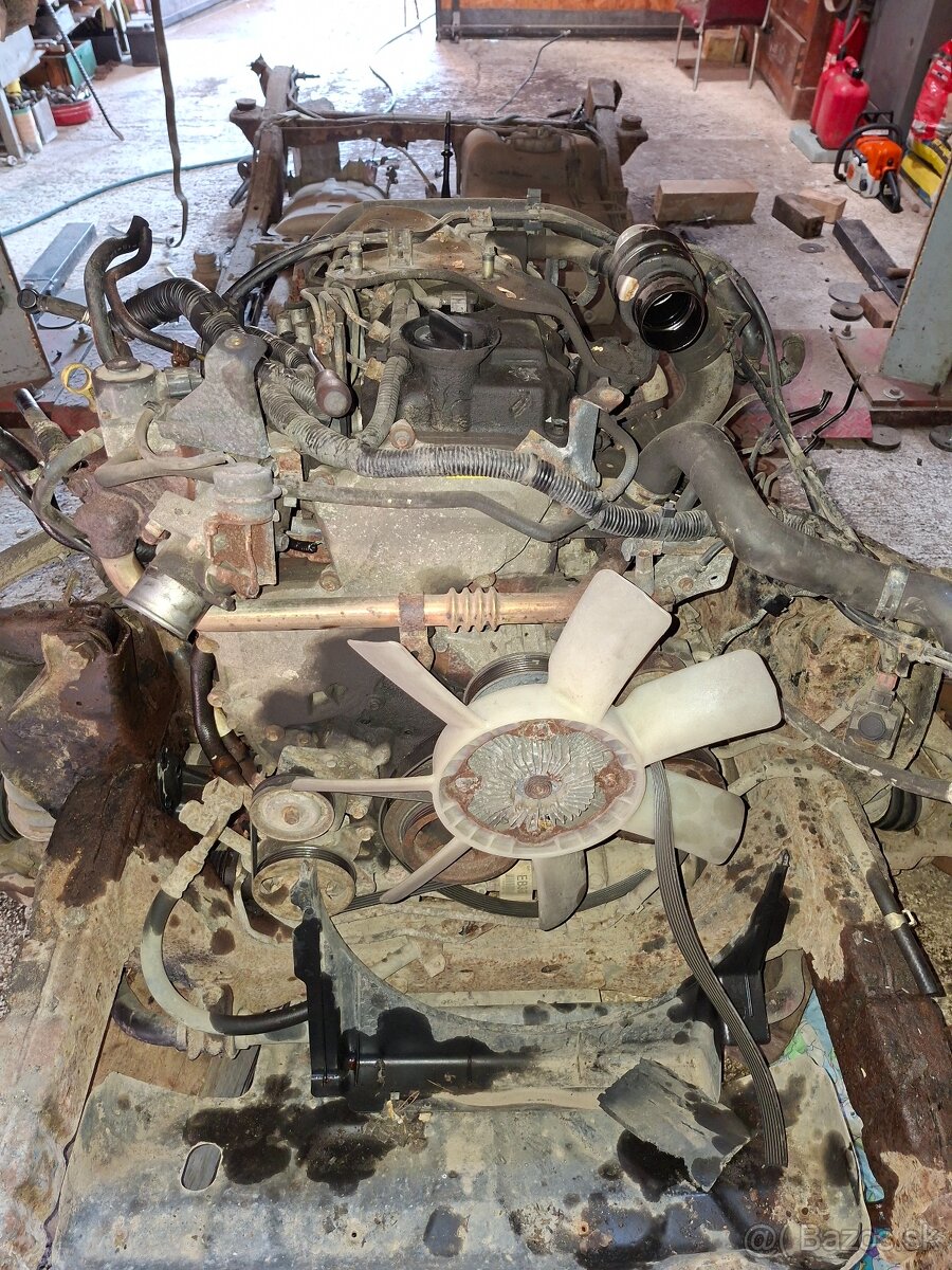 Nissan navara 2.5 dci motor. - 2