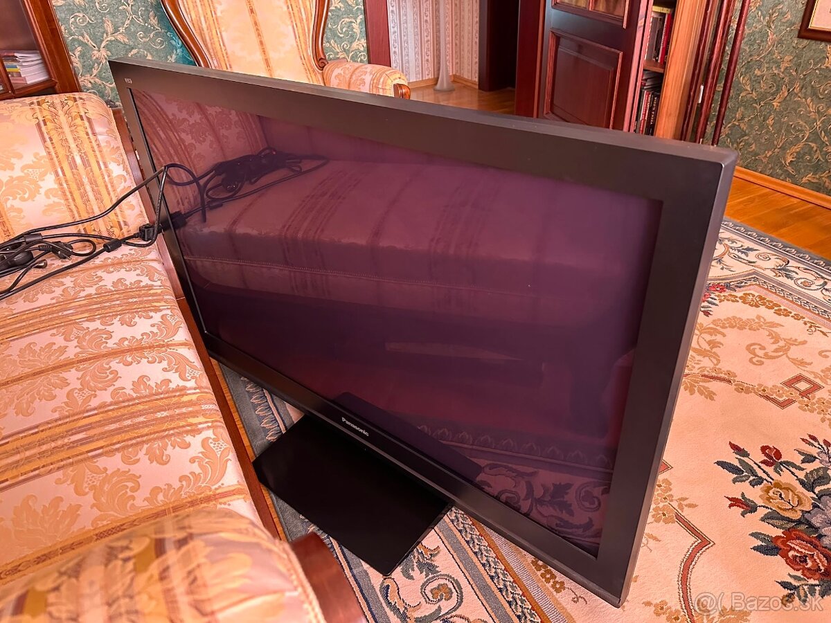 Televízor Panasonic VIERA - 2