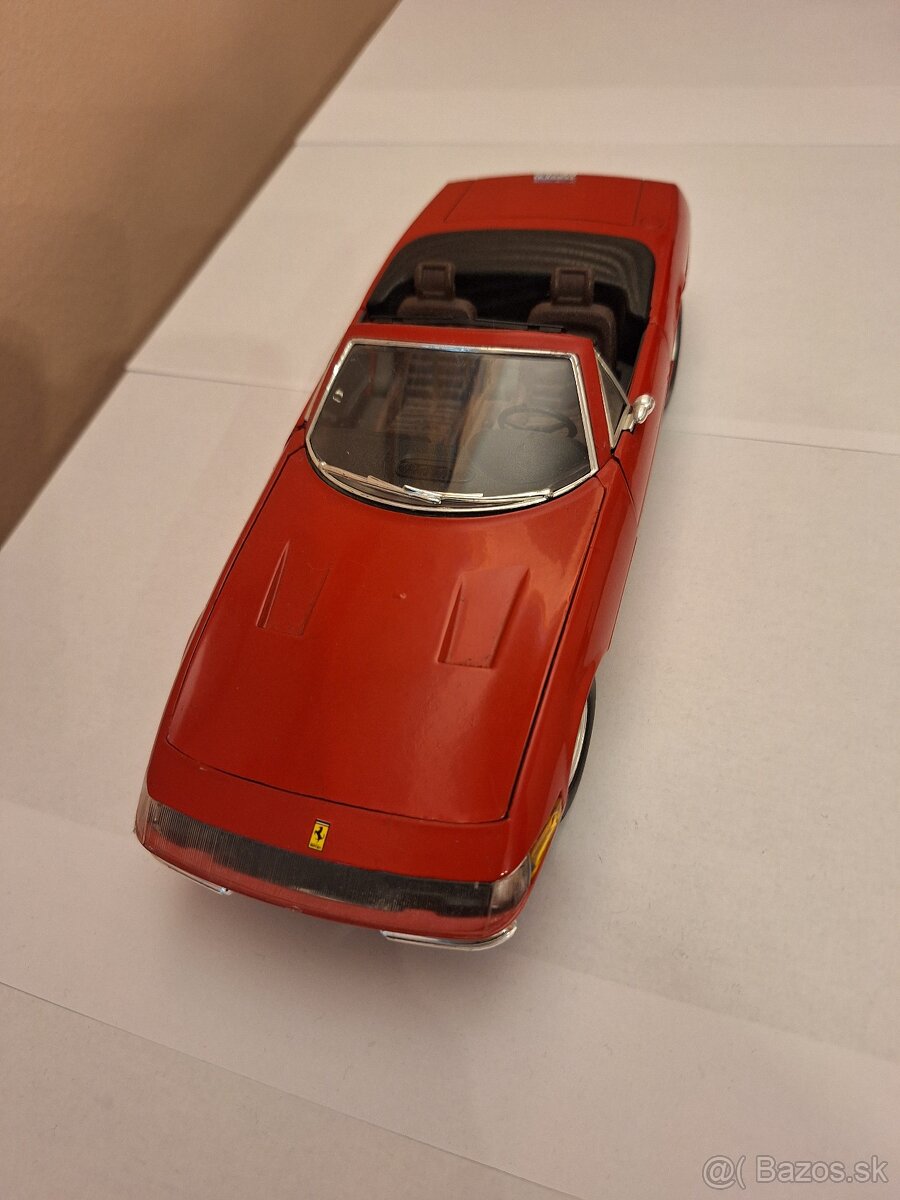 FERRARI 365 GTS-4 - 2