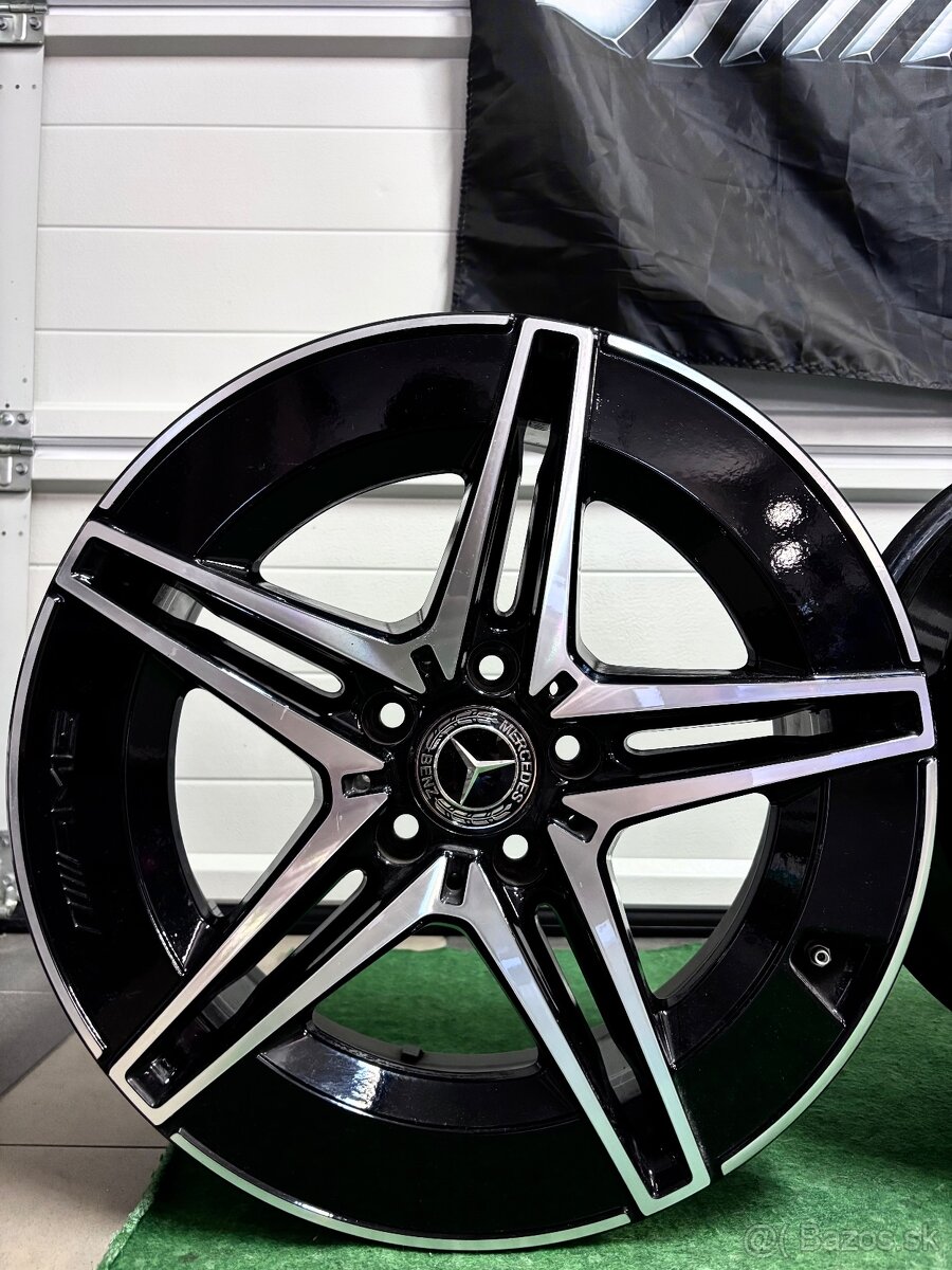 Mercedes AMG C W206 R18 original - 2
