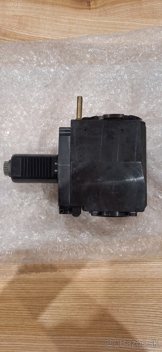 Poháňaný držiak nástroja WTO - 2