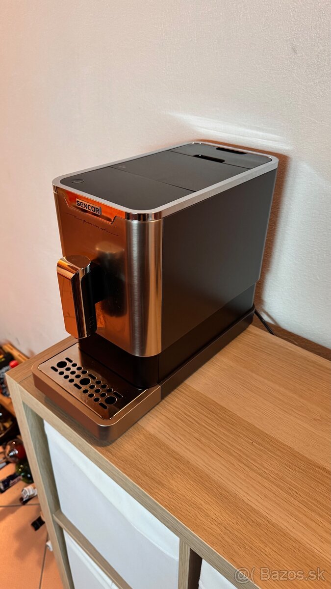 Predam kavovar Sencor SES 7010 NP - 2