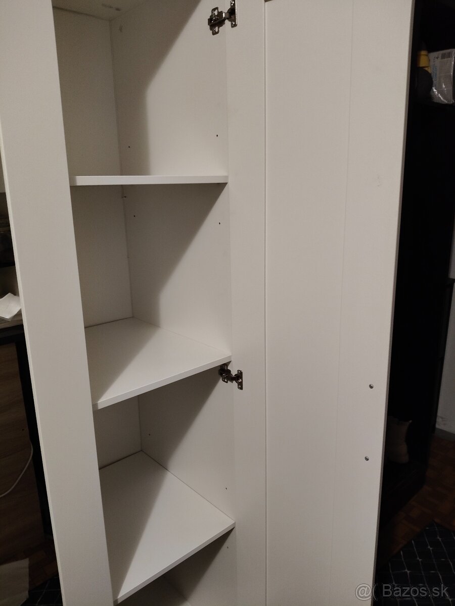 Trojdverová skriňa - 2