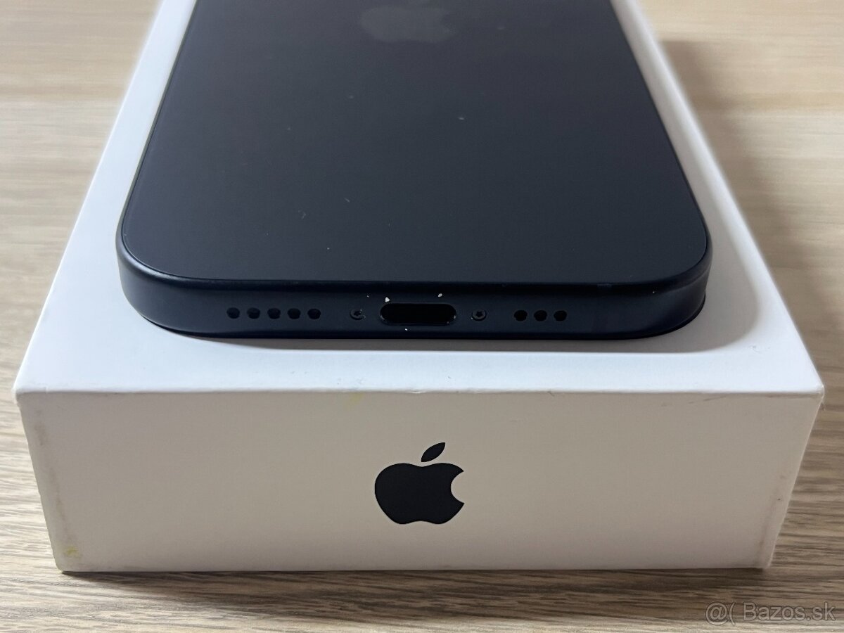 iPhone 15 128GB - 2
