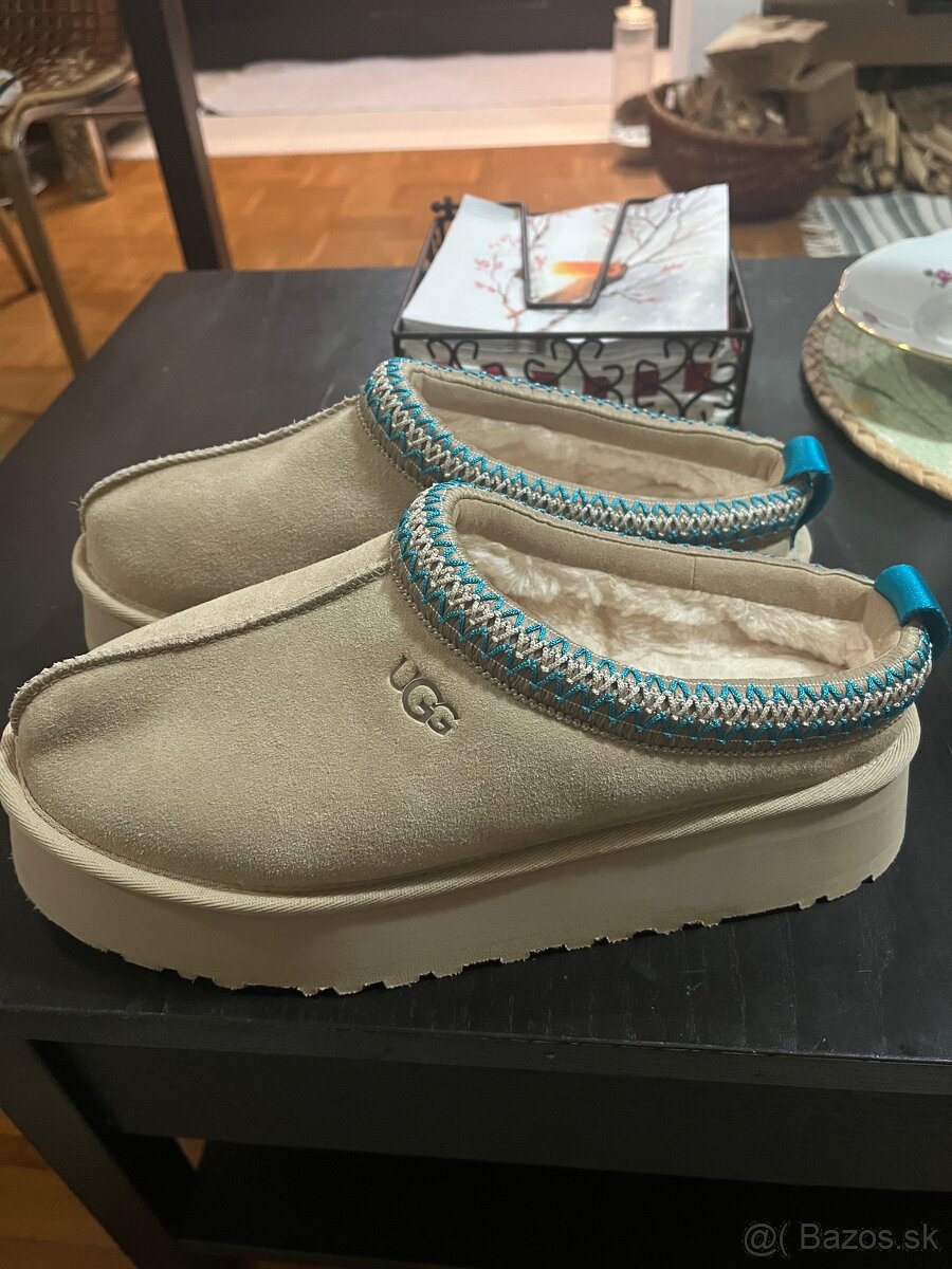 Topánky UGG – veľkosť 40 EU - 2