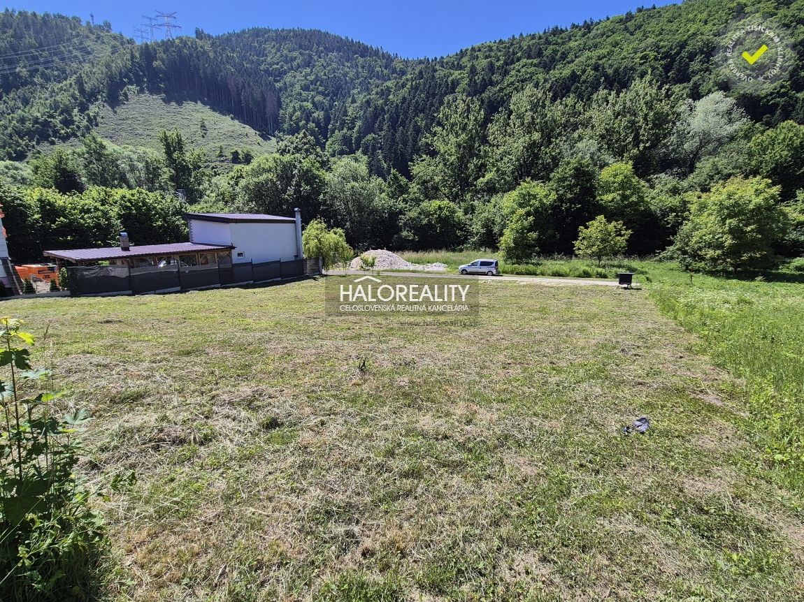 HALO reality - Predaj, pozemok pre rodinný dom 579 m2 Nezbud - 2