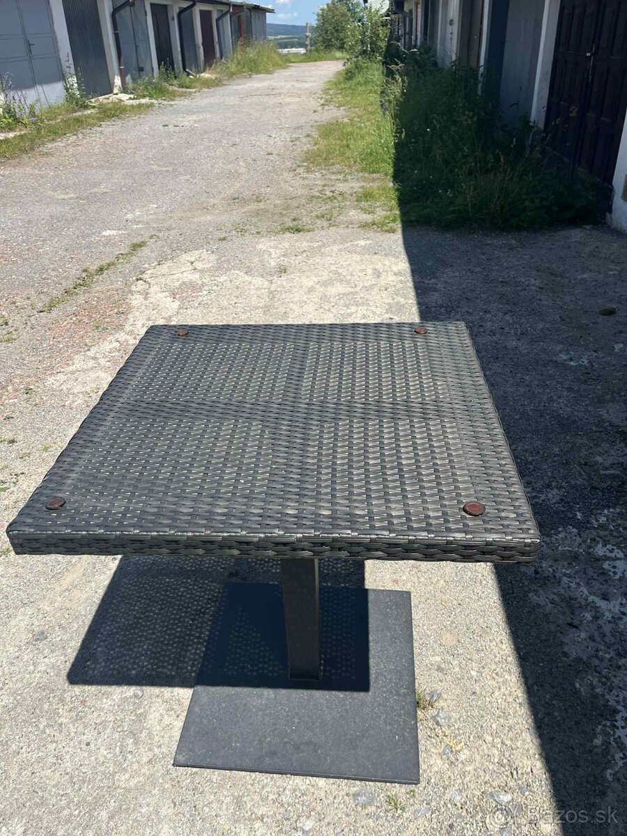 Záhradné stoly - 2