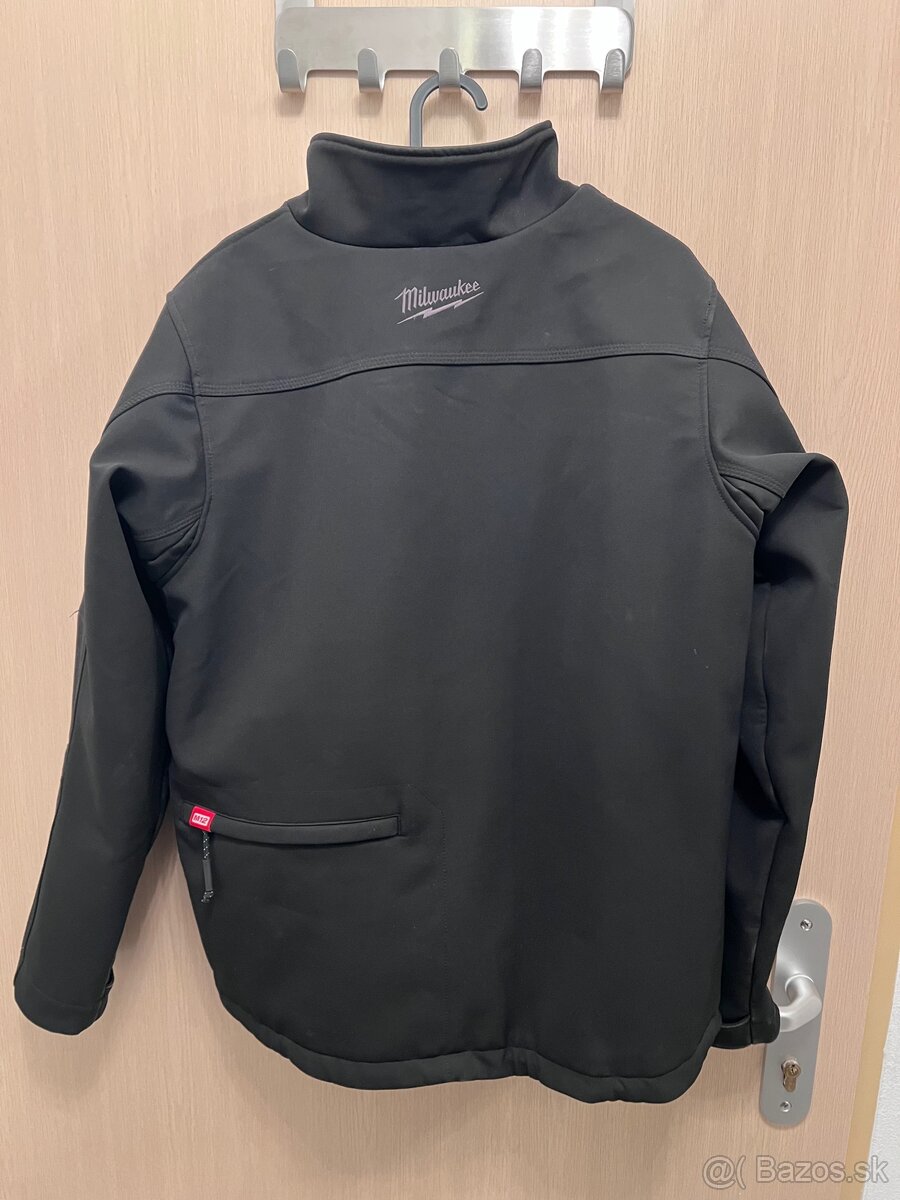 Vyhrievaná bunda milwaukee - 2
