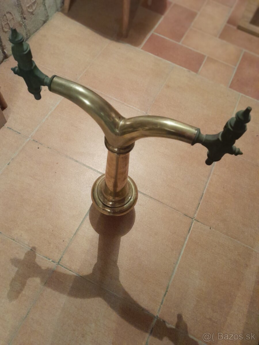 Výčapný stojan - 2