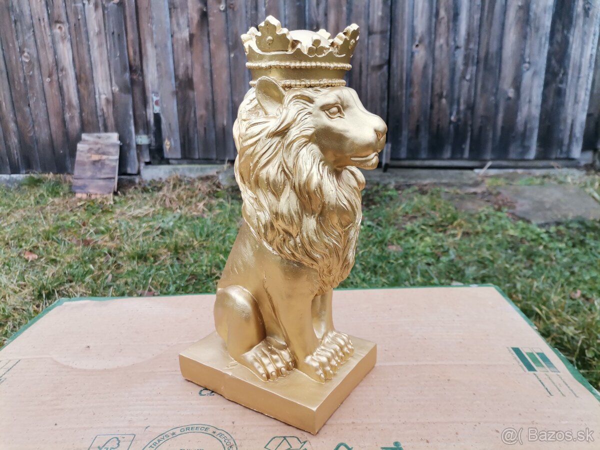 Socha Lev s korunou - 2
