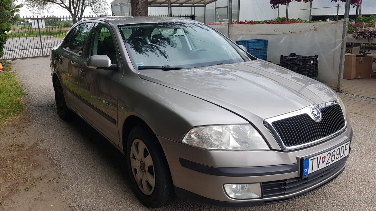 Škoda octavia 1.6i - 2