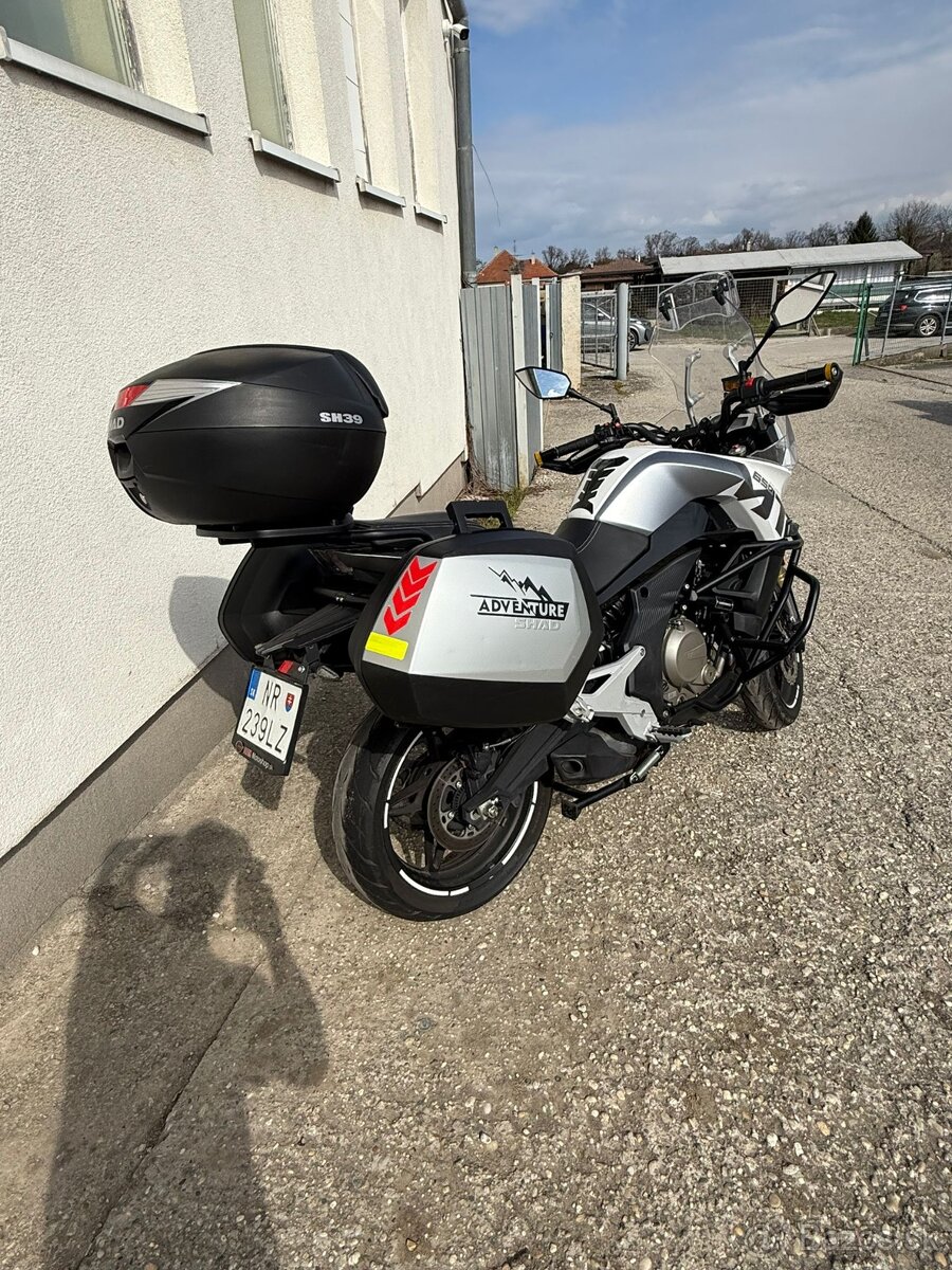 CFMOTO MT650 - 2