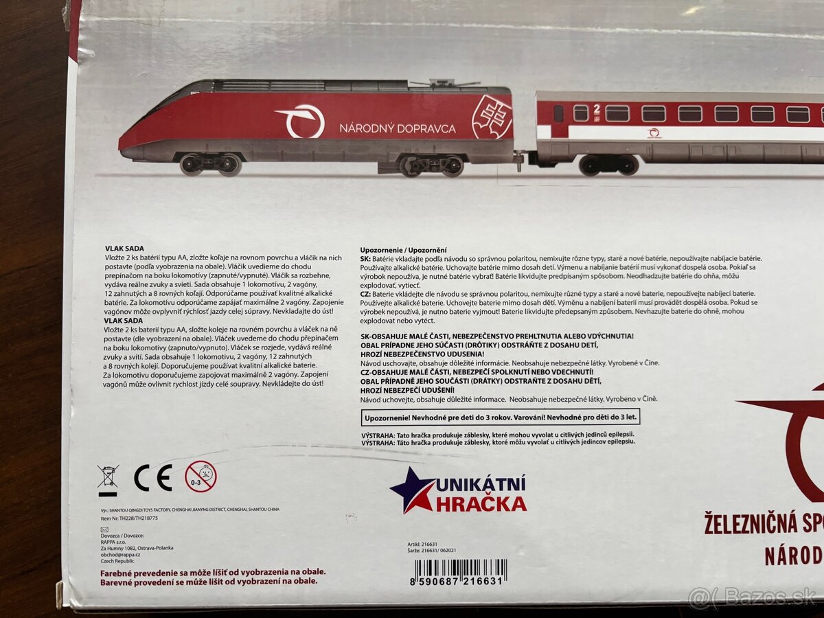 Vlak s koľajami Naše železnice - 2
