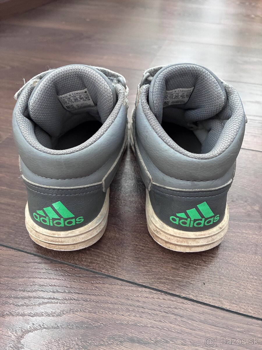 Topanky Adidas - 2