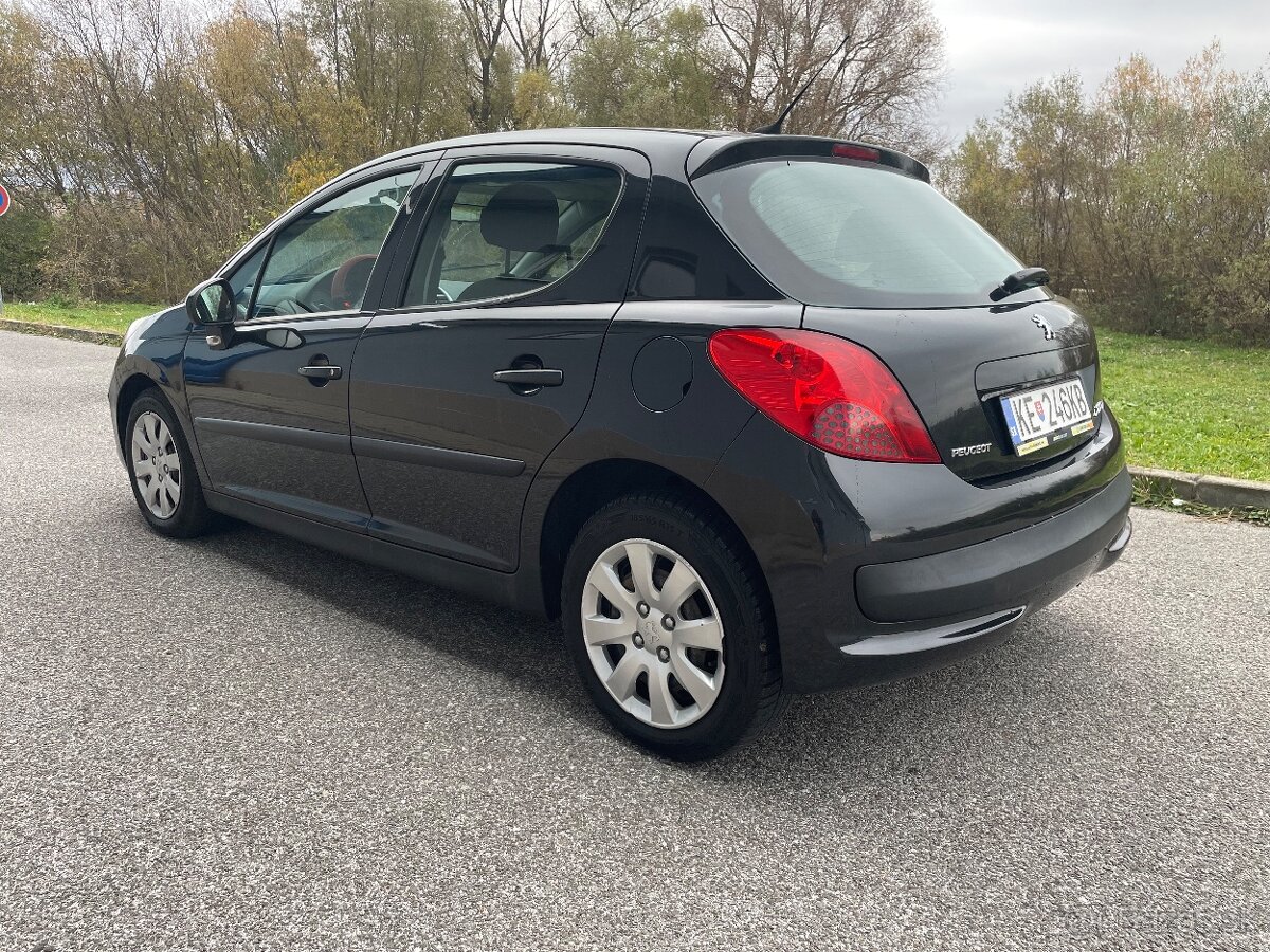 PEUGEOT 207 1.4 66kW - 2