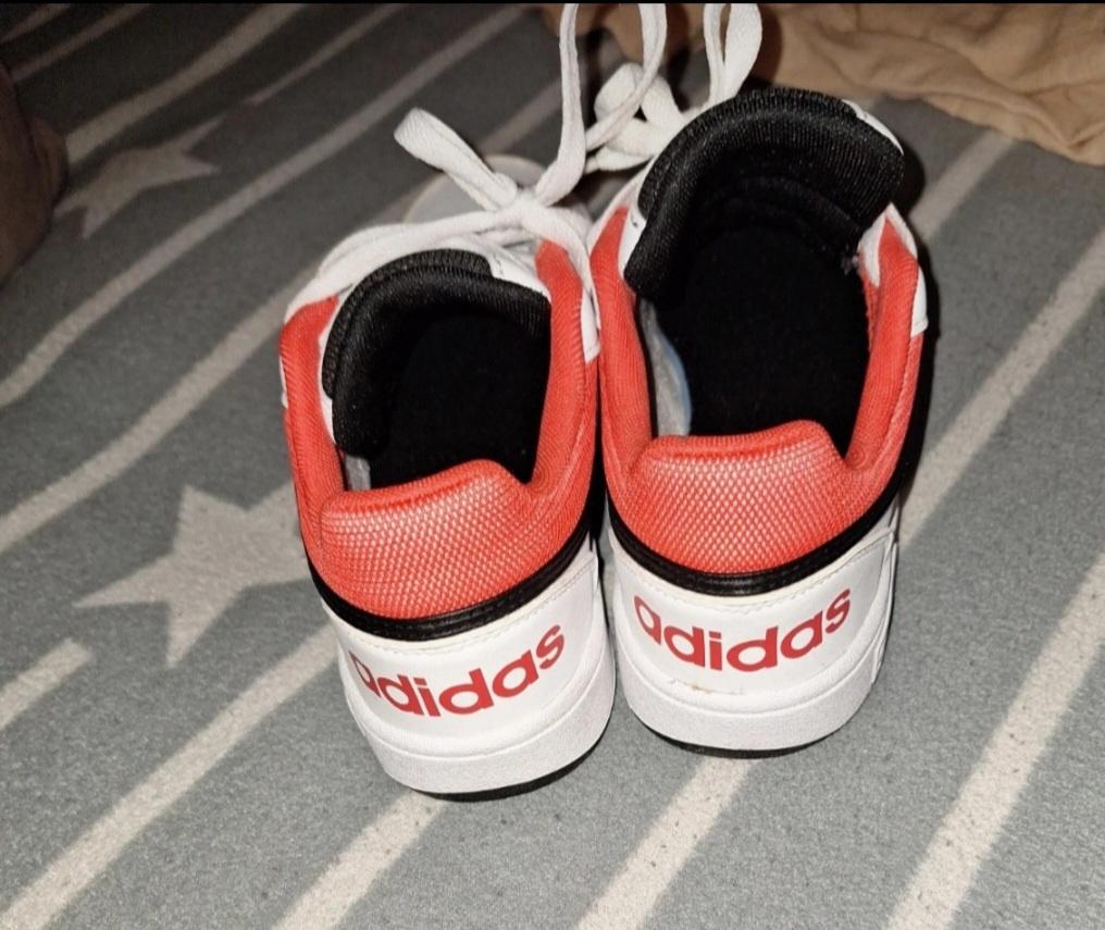 Chlapcenske topanky adidas - 2