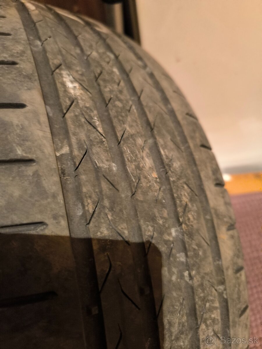 Letné Continental 215/60/18 - 2