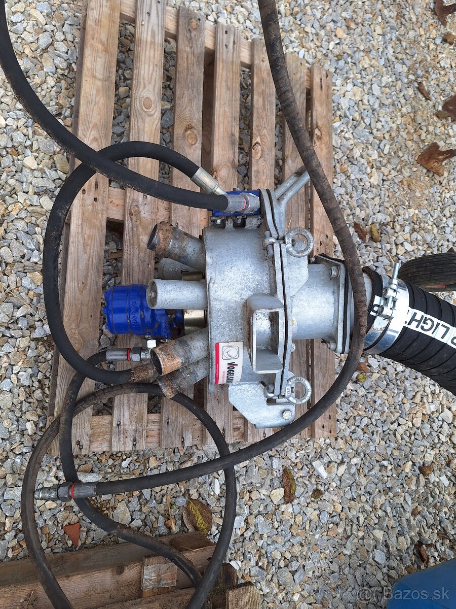 Rozdelovac na hnojovicu / digestat - 2