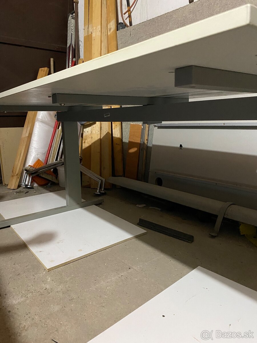 Kancelársky stôl - 2