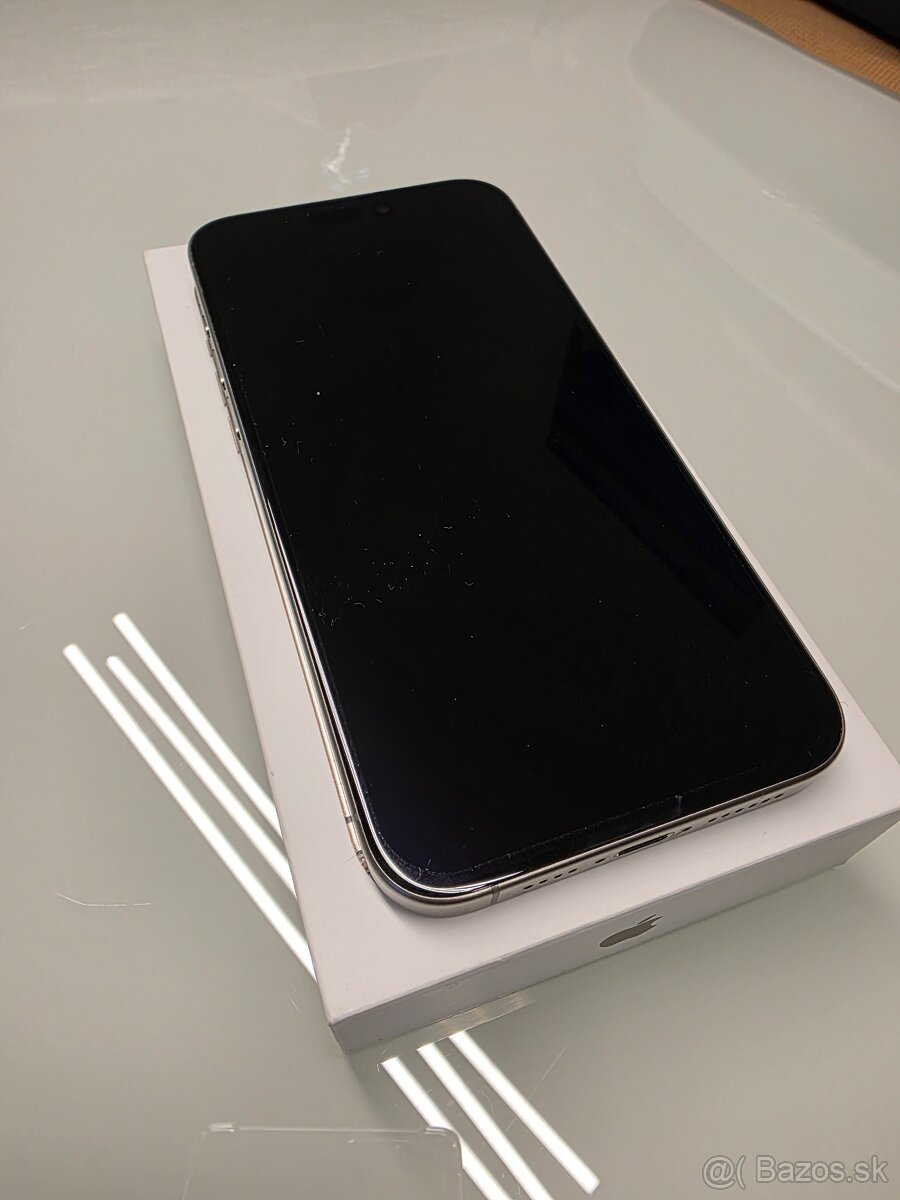 Iphone 15 Pro Max v perfektnom stave - 2