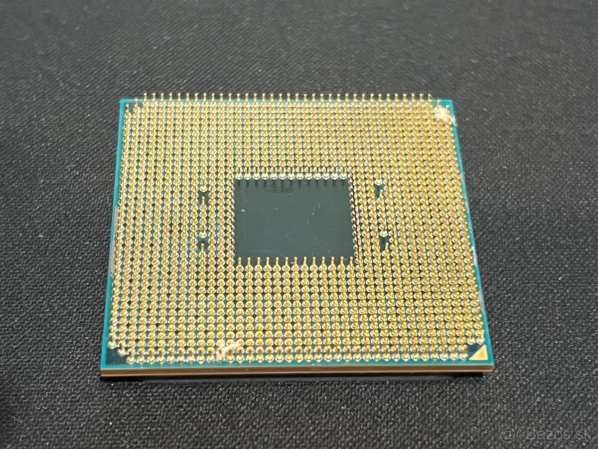 Predám procesor AMD Ryzen 5 2600 s chladičom - 2