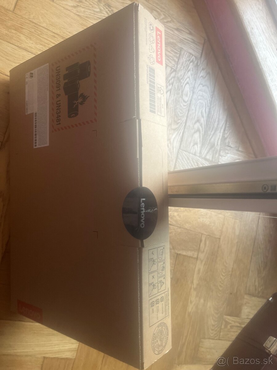 Lenovo IdeaPad Slim 3 - 2