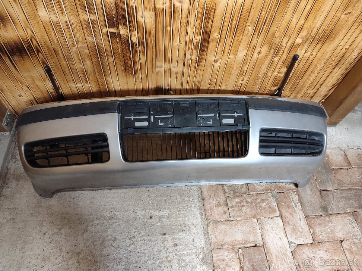 nárazník/nárazníky škoda Octavia 1 facelift - 2