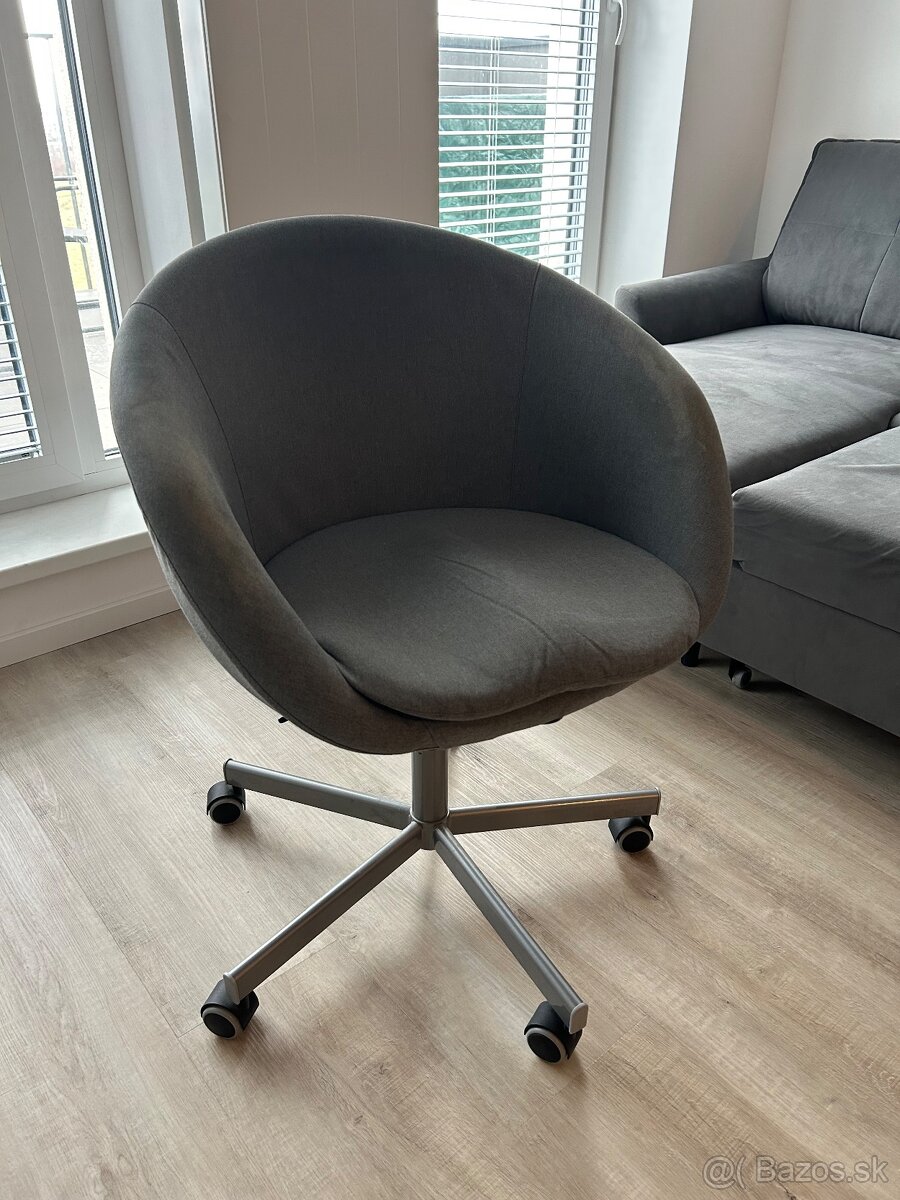 Otocna stolicka IKEA SKRUVSTA - 2