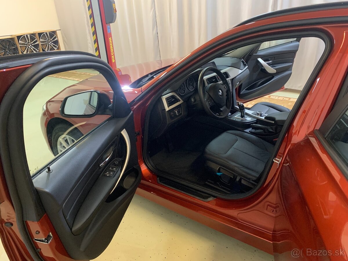 BMW 3 Touring 316d Luxury Line A/T - 2