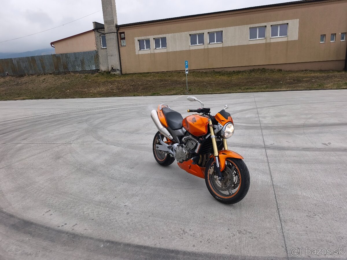Predám Honda Hornet 600 - 2