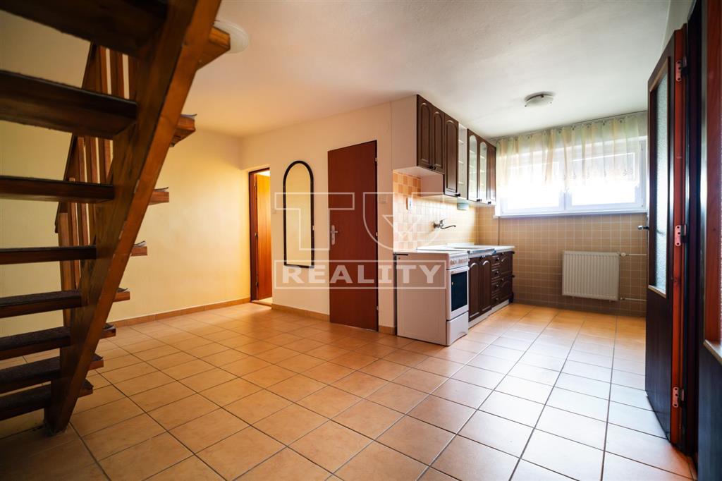 NA PREDAJ 3-izb. mezonetový byt – Turčianske Teplice,... - 2