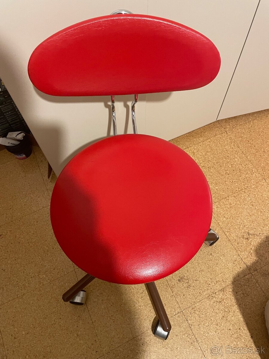 Retro stolička na kolieskach - 2