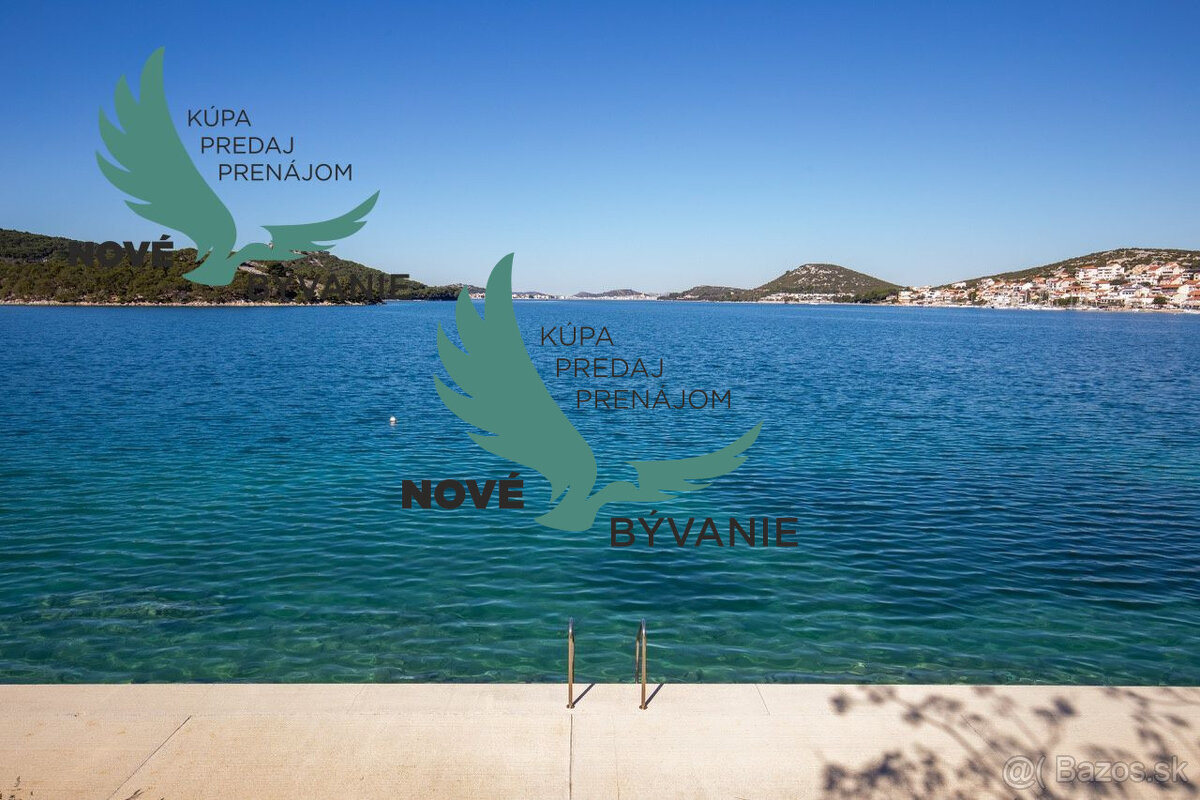 Exkluzívny dom v prvej rade s panoramatickým výhľadom na ost - 2