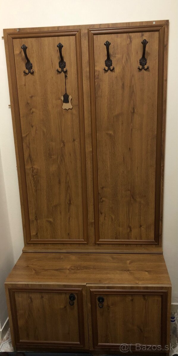 Predsieňový nábytok - 2