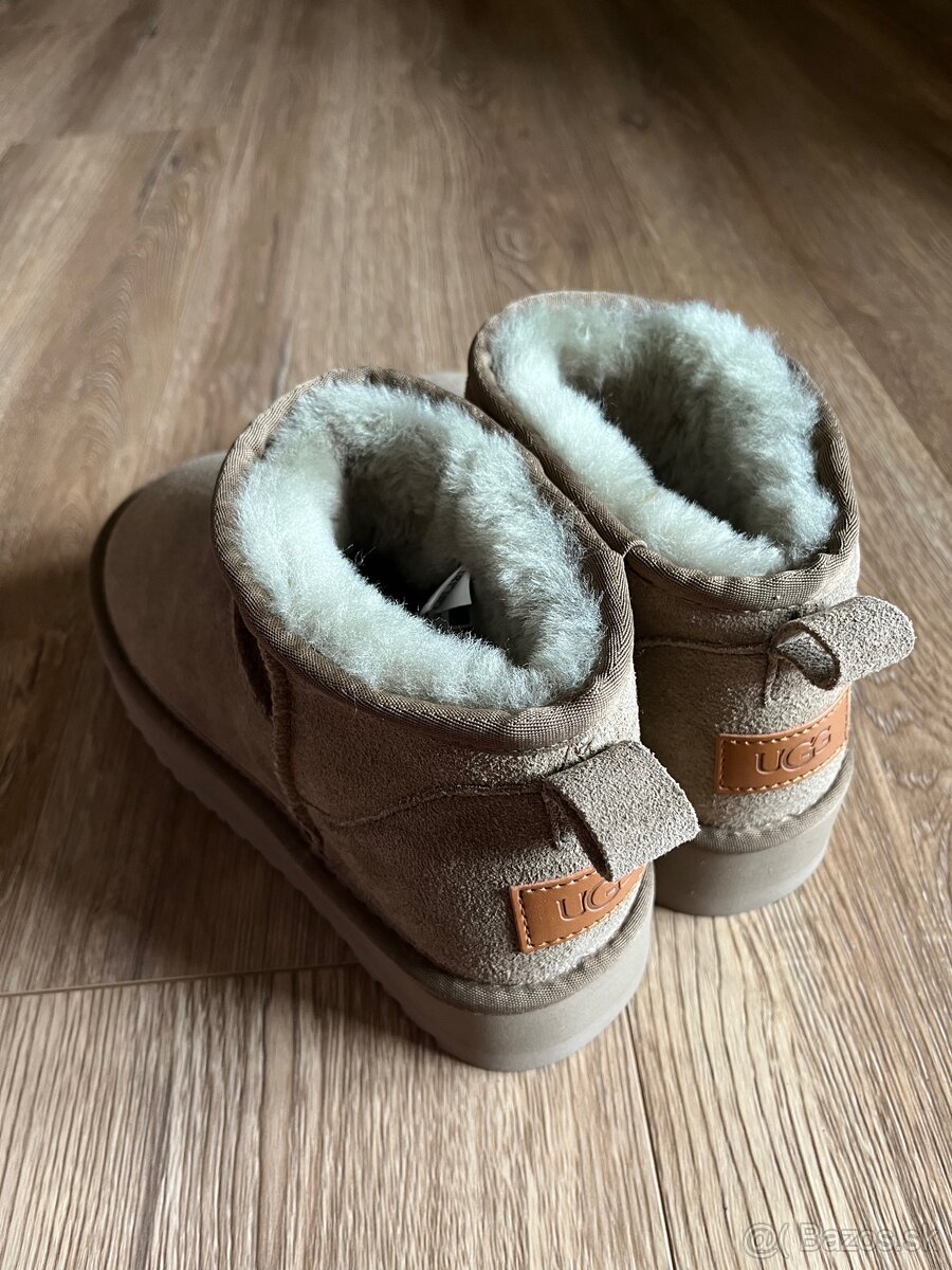 Zimné zateplené UGG veľ.38 - 2