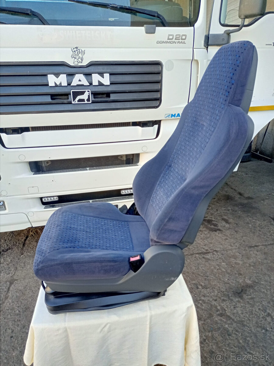 MAN TGA - TGX - TGS sedačka spolujezdce - 2