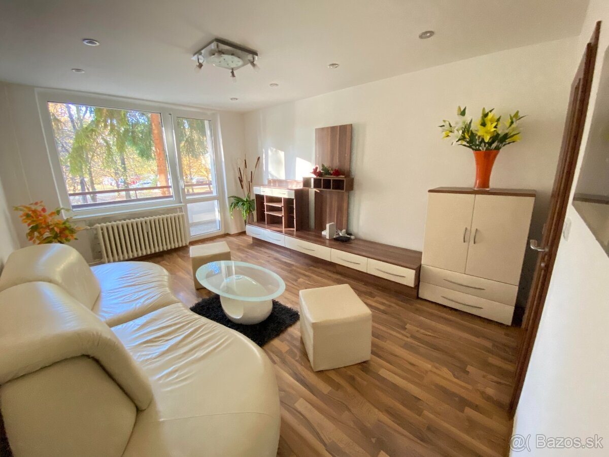 Prenájom 2-izbový byt Sídlisko III - 2