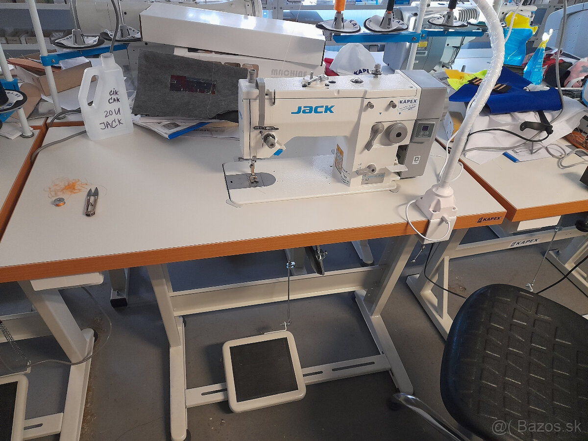 Jednoihlový šijací stroj Jack 20U-93Z CIK-CAK a ROVNÝ - 2