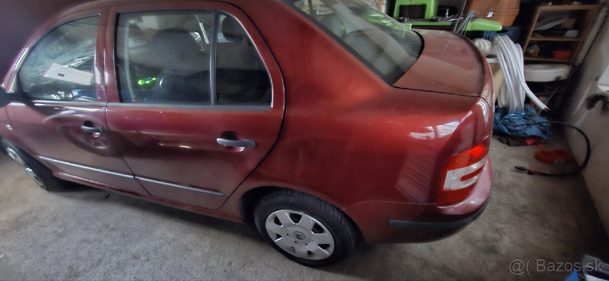 Škoda fabia sedan - 2