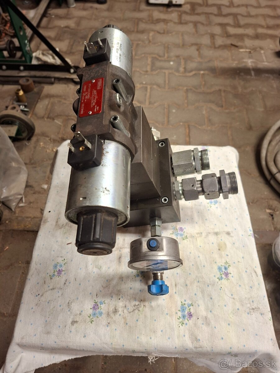Hydraulicky zozvadzac - 2