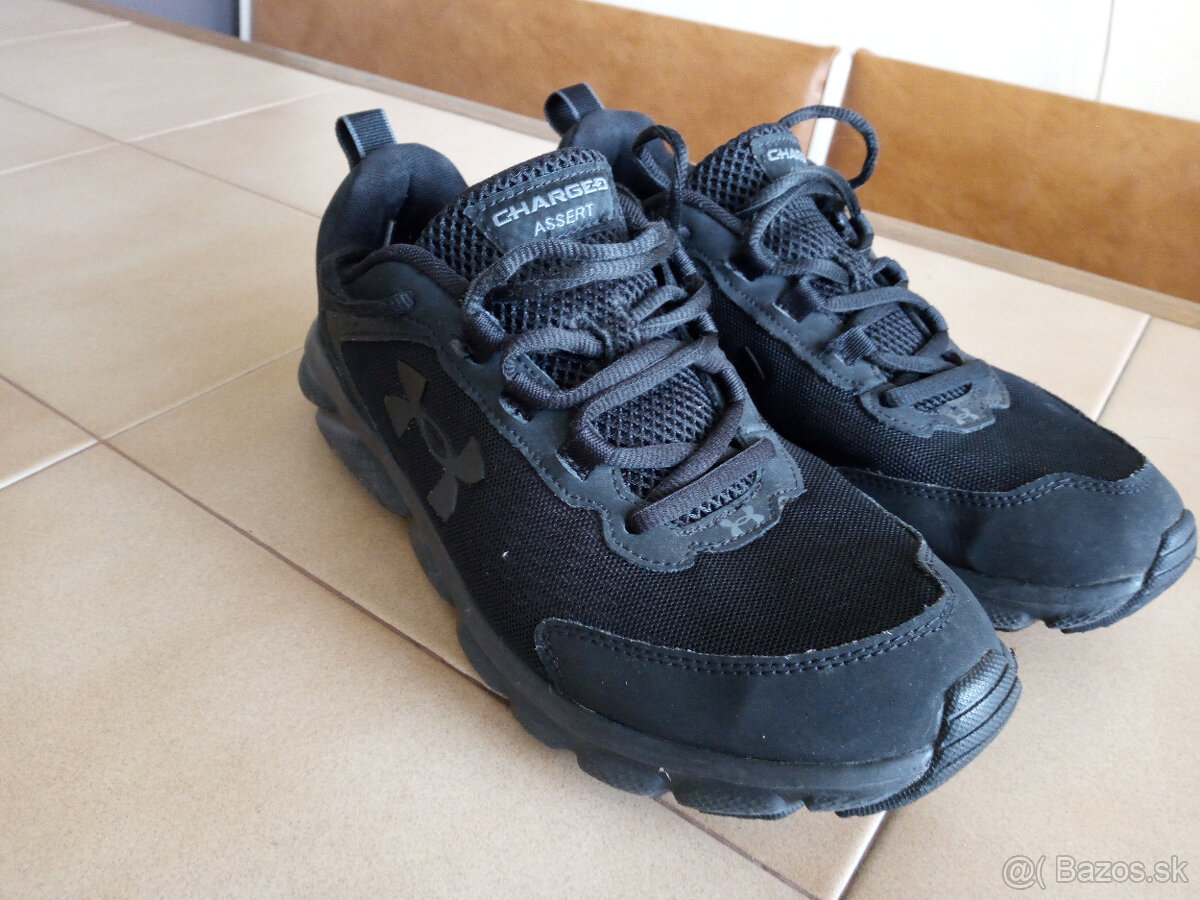 Panske bezecke tenisky UNDER ARMOUR CHargedAssert. - 2