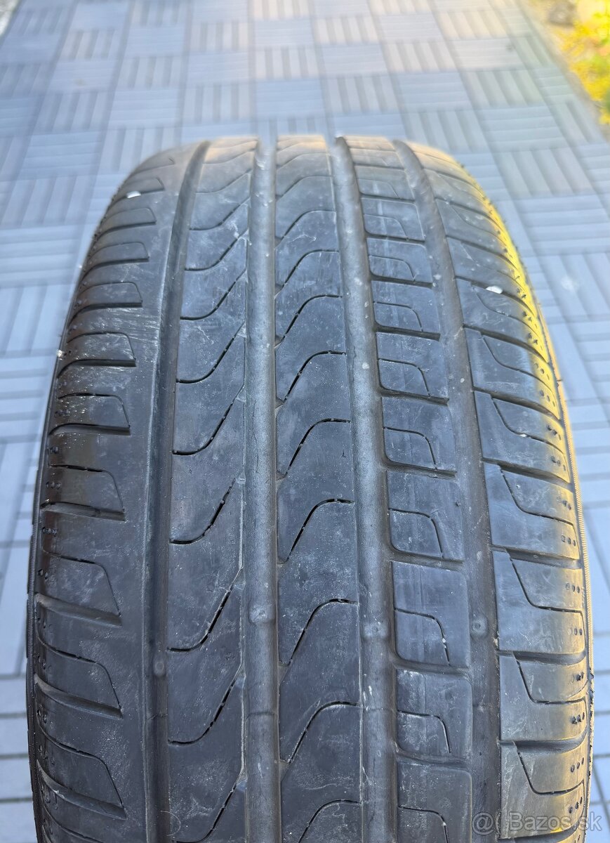 Pirelli Cinturato P7 225/45 R17 - 2