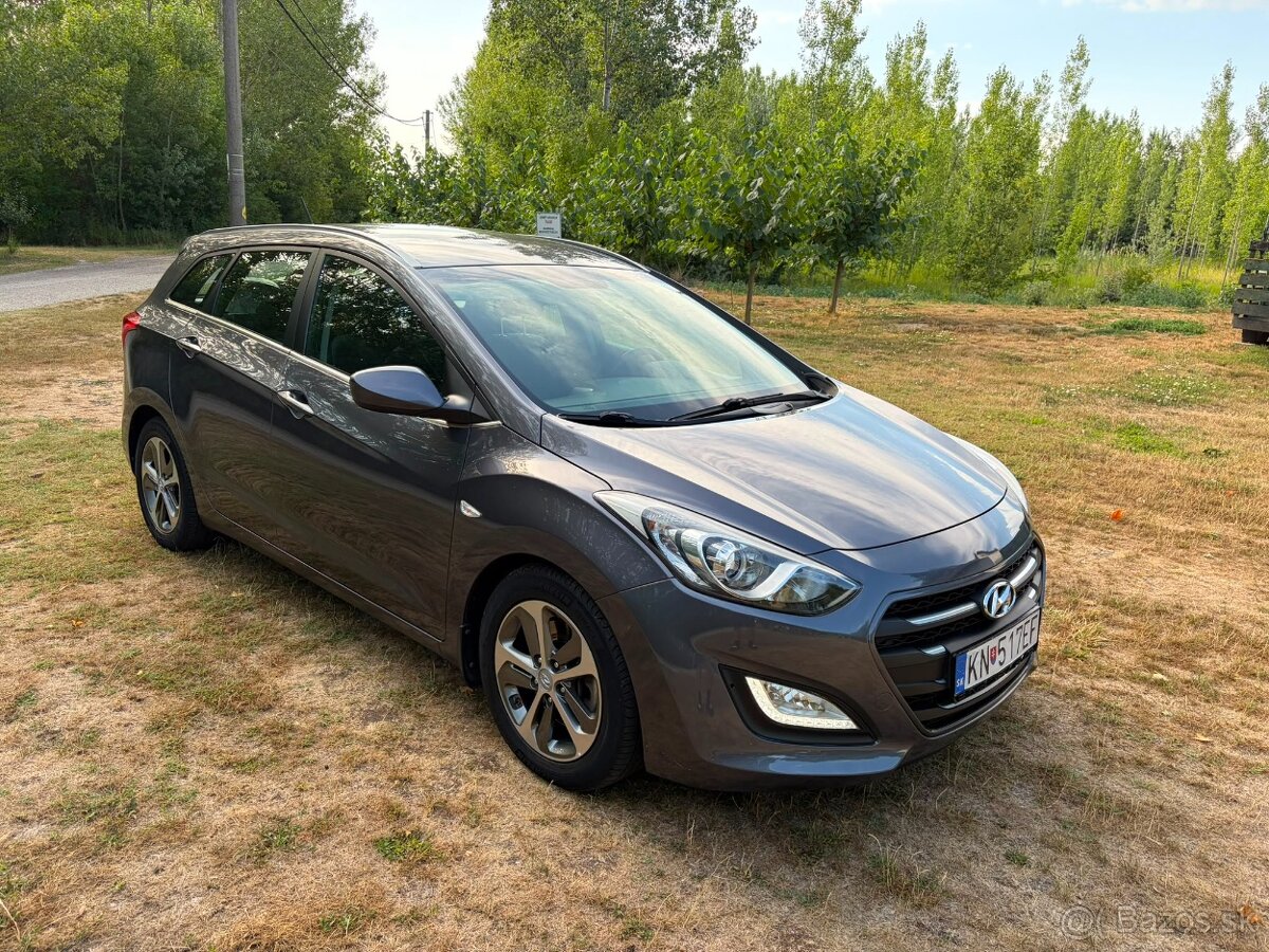 Hyundai i30 CW 1.6i CRDi - 2