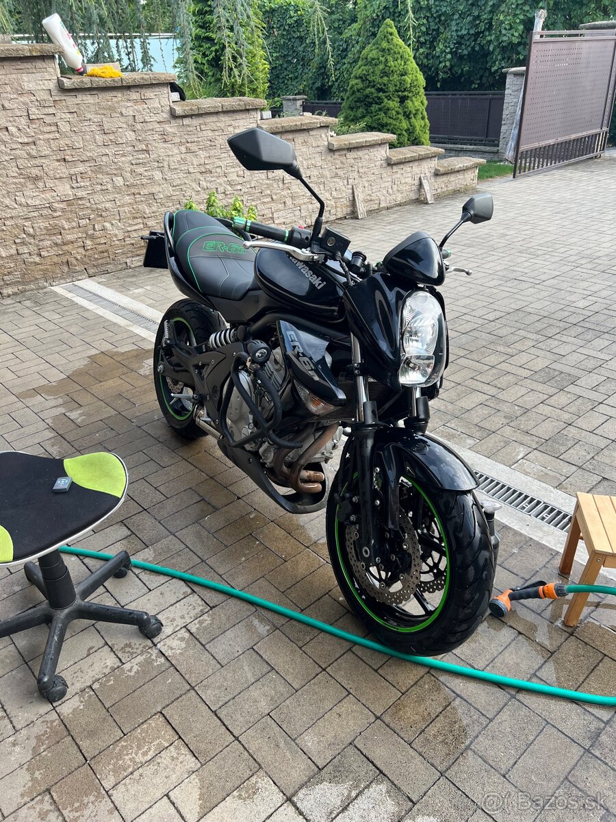 Kawasaki ER-6N - 2