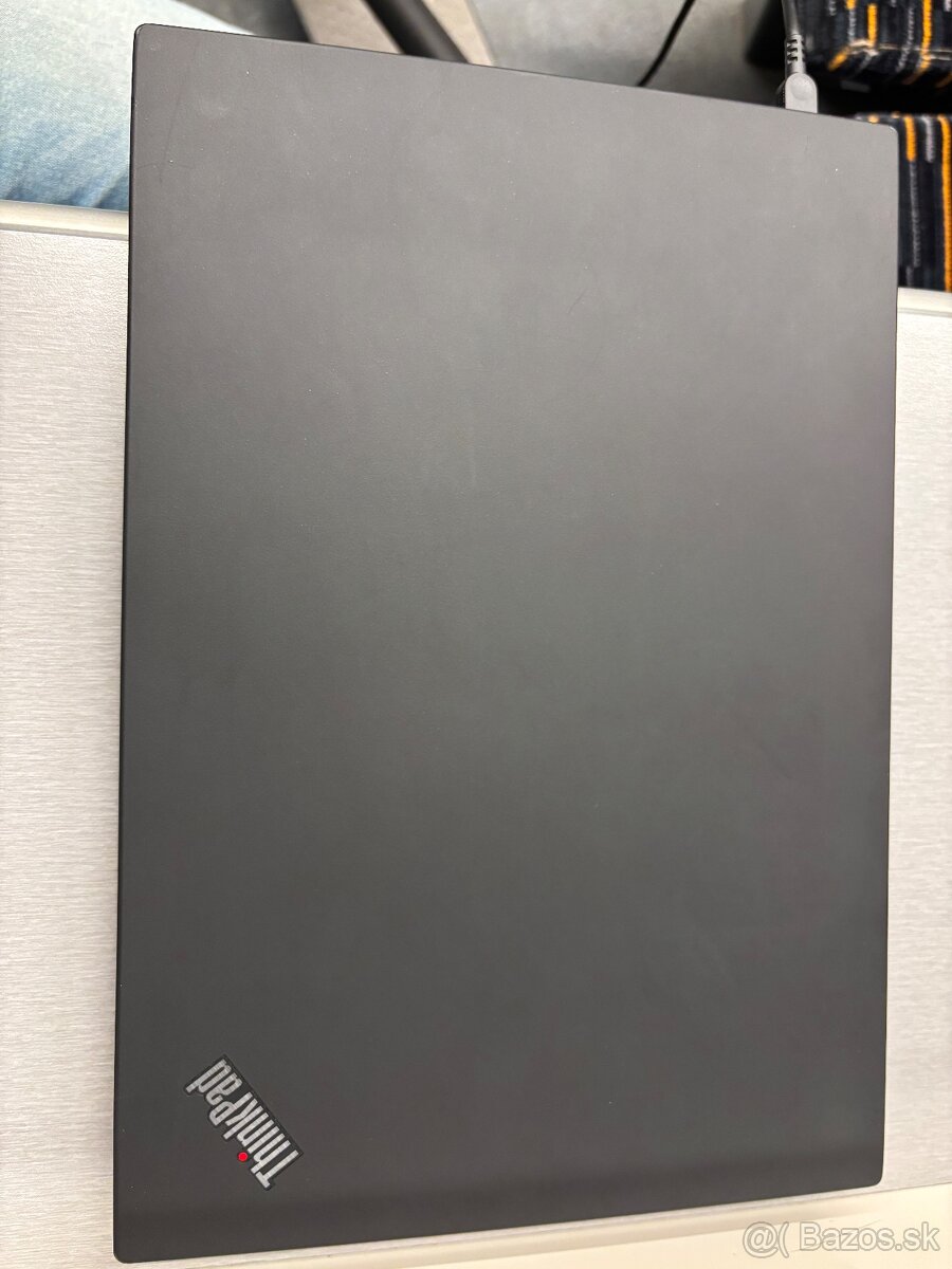 Lenovo ThinkPad T14 gen1 14 uhlopriečka - 2